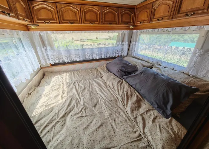 Farma Na Lazoch Κάμπινγκ